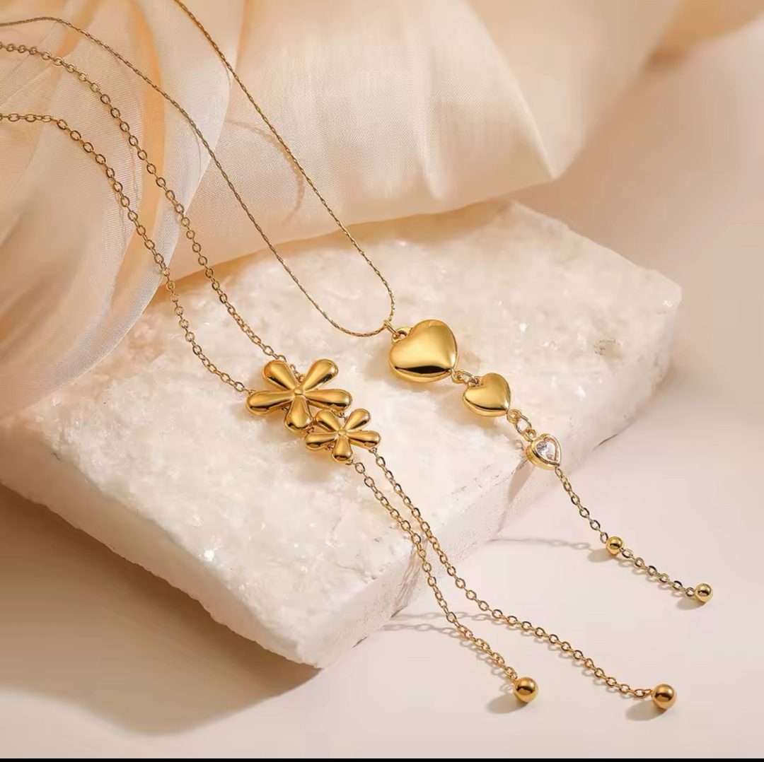 3 heart Göld titanium necklace - Image 3