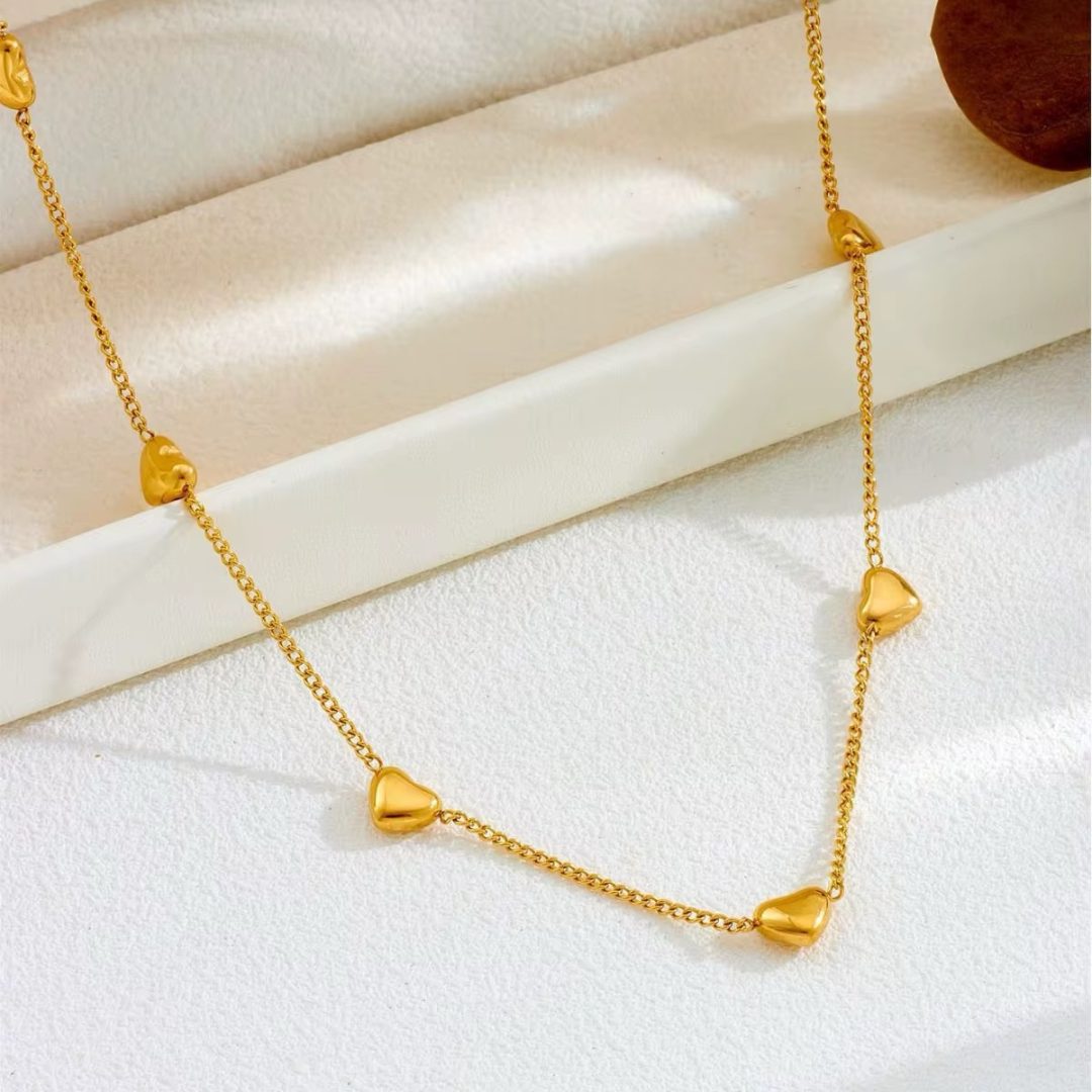 7 heart Göld titanium steel necklace - Image 4