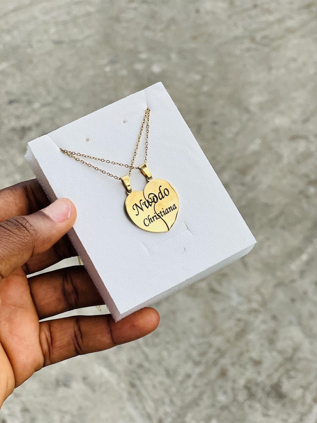 Engraved swirl couples necklace - Image 6