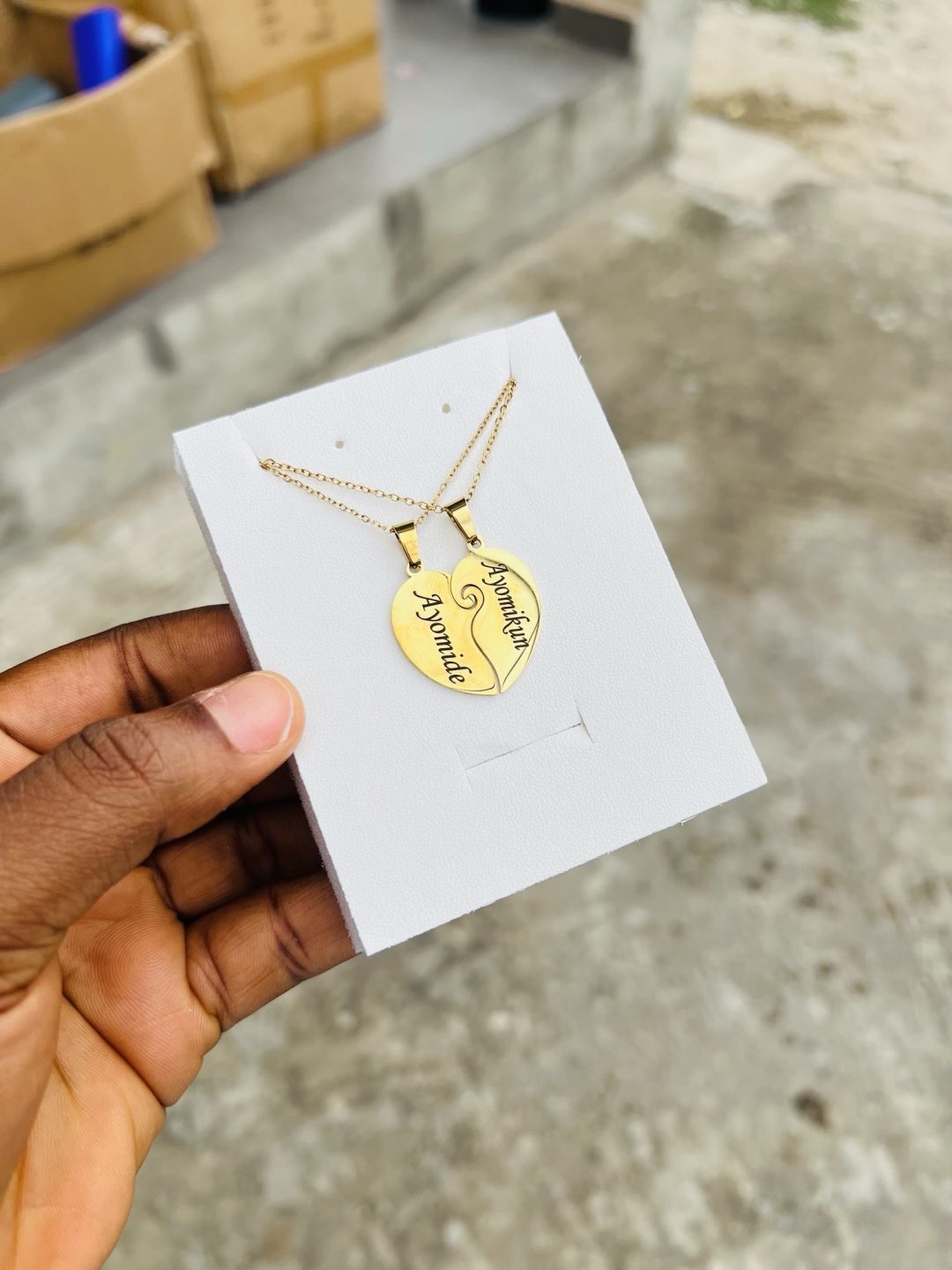 Engraved swirl couples necklace - Image 3