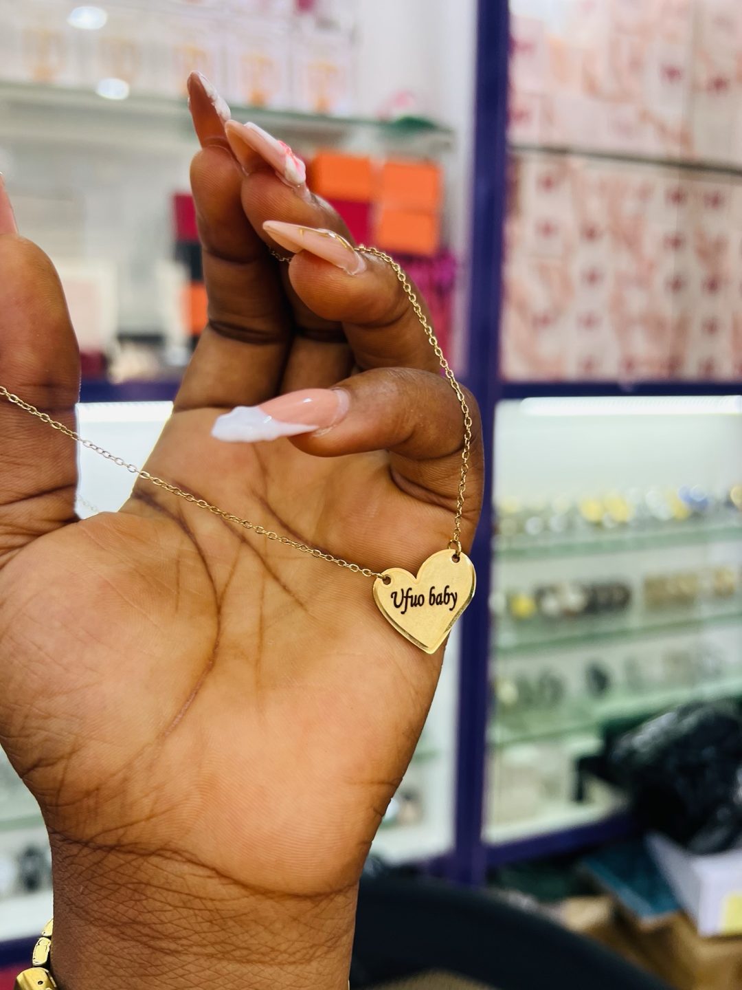 Zephy’s Engraved female necklace - Image 3