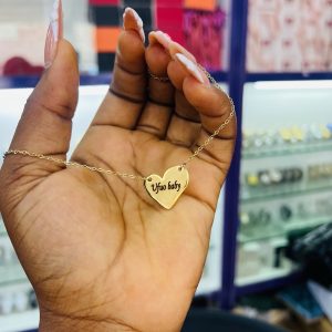 Zephy’s Engraved necklace