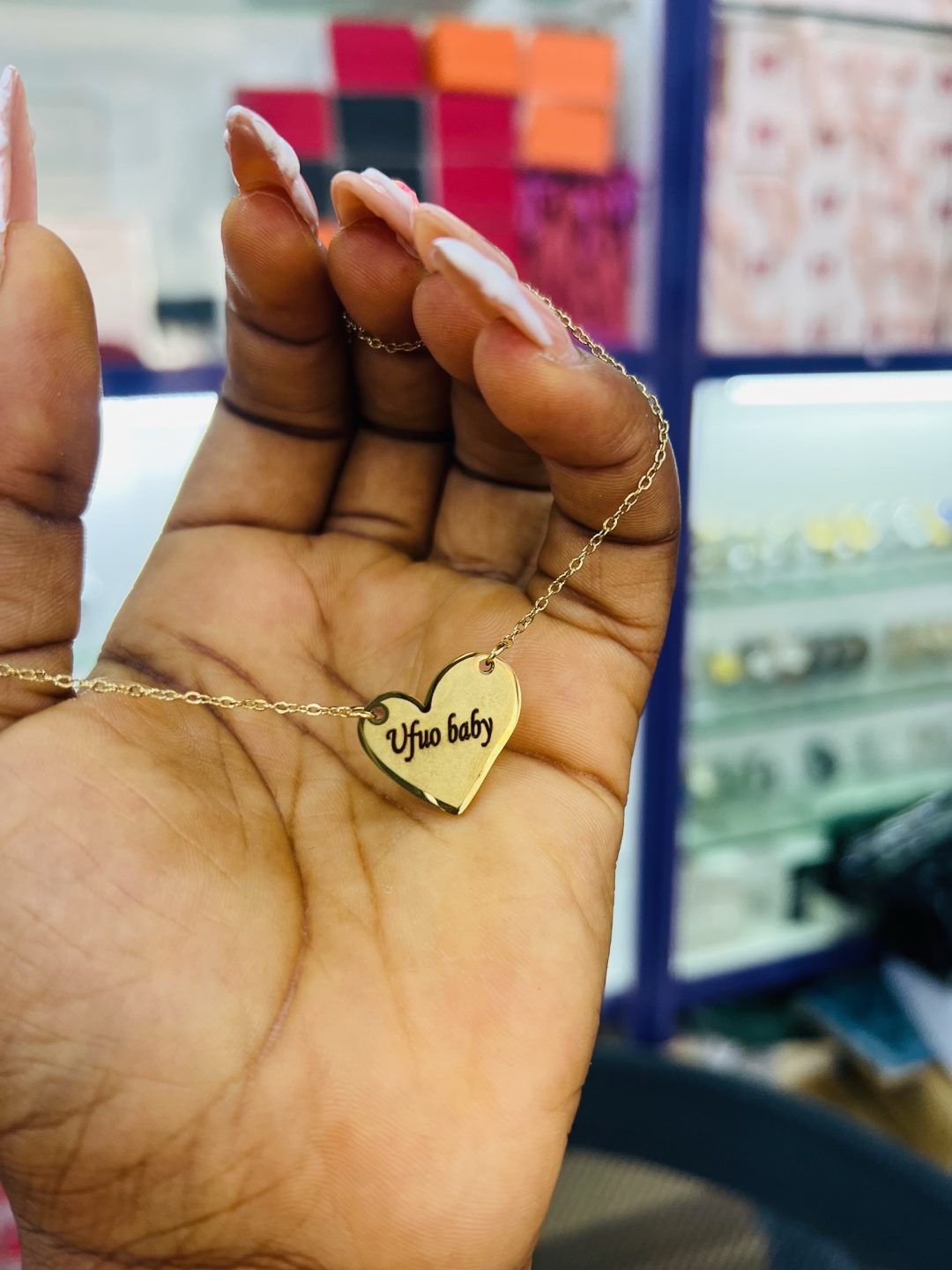 Zephy’s Engraved female necklace - Image 6