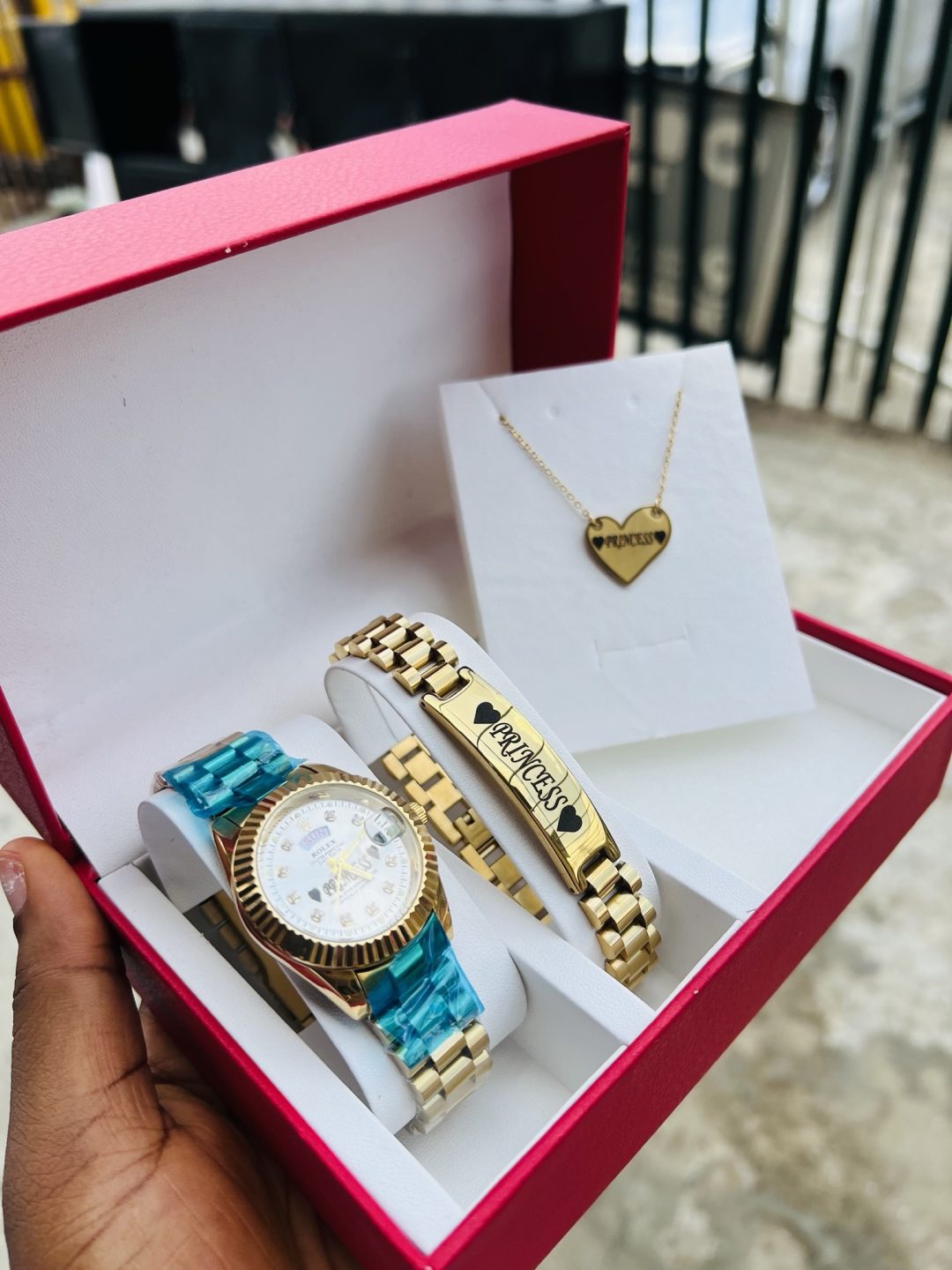 Engraved female combo set with box - Image 3