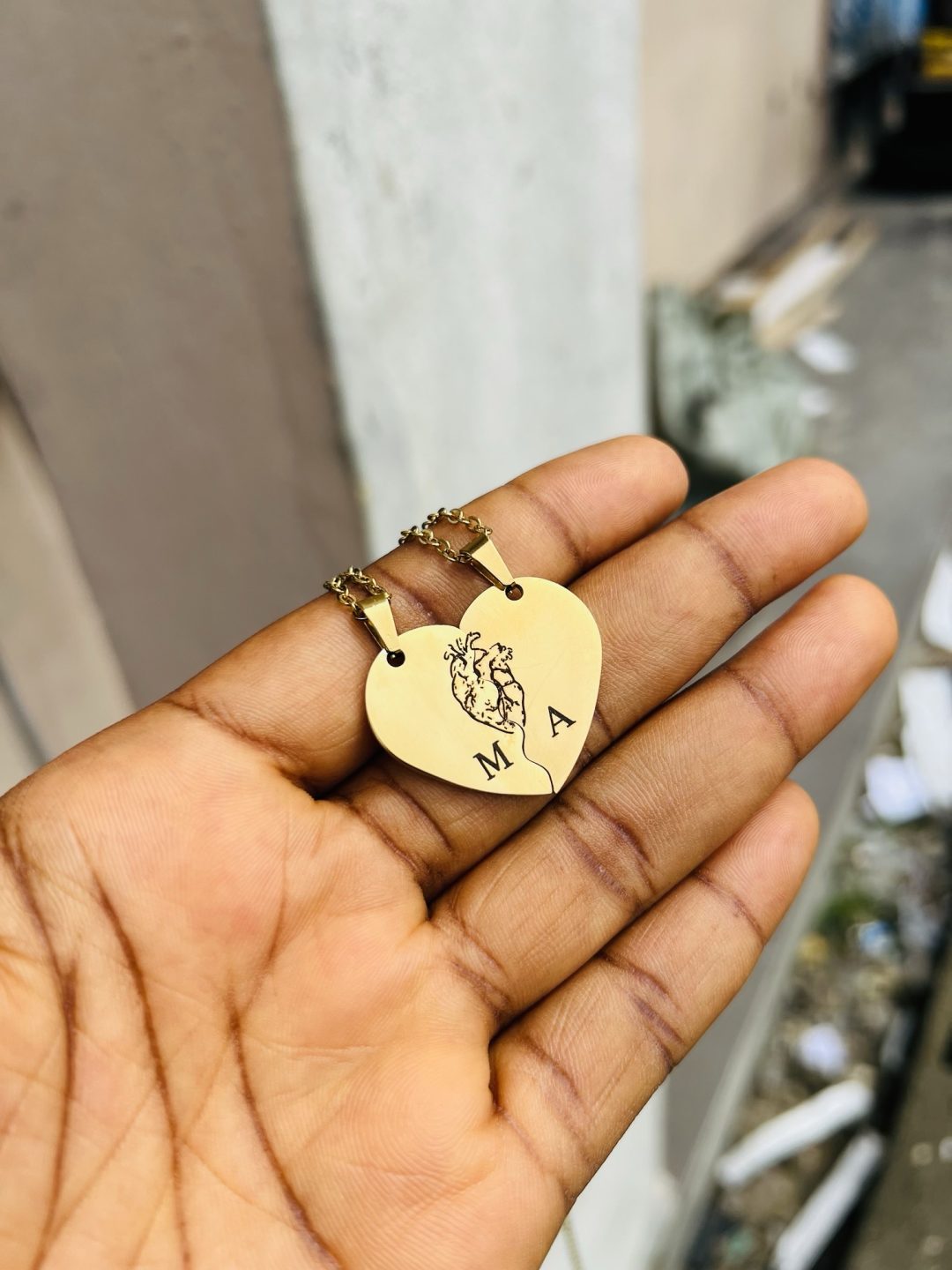 Engraved heart with initials - Image 3