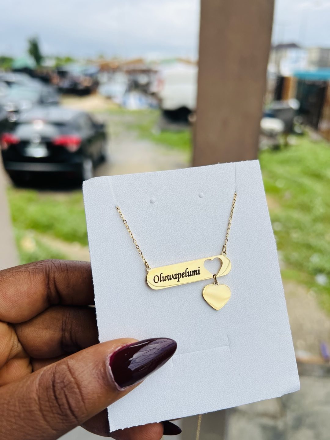 Love dropping engraved female necklace - Image 2