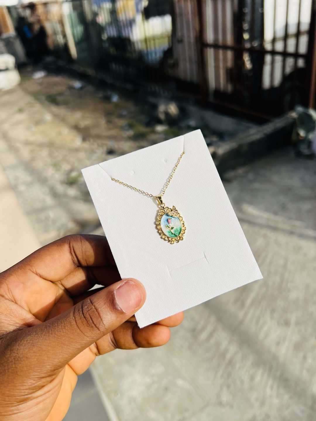 Vintage flowered necklace