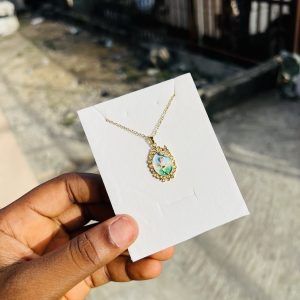 Vintage flowered necklace