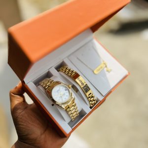 Female barcode engraved set with box