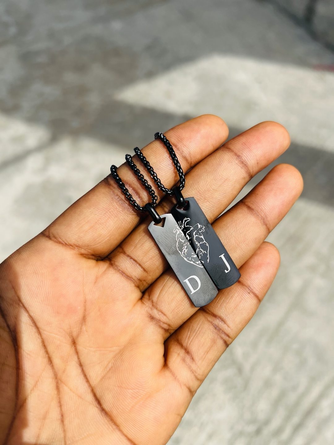Mi Amore engraved necklace with initials (black ) - Image 3