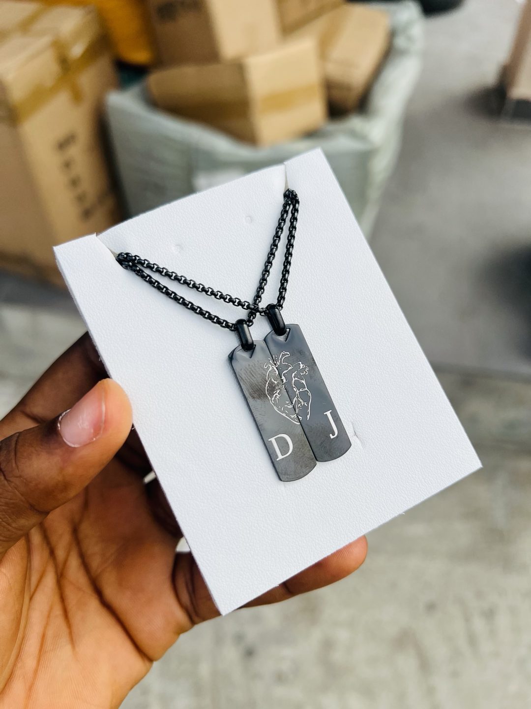 Mi Amore engraved necklace with initials (black ) - Image 5