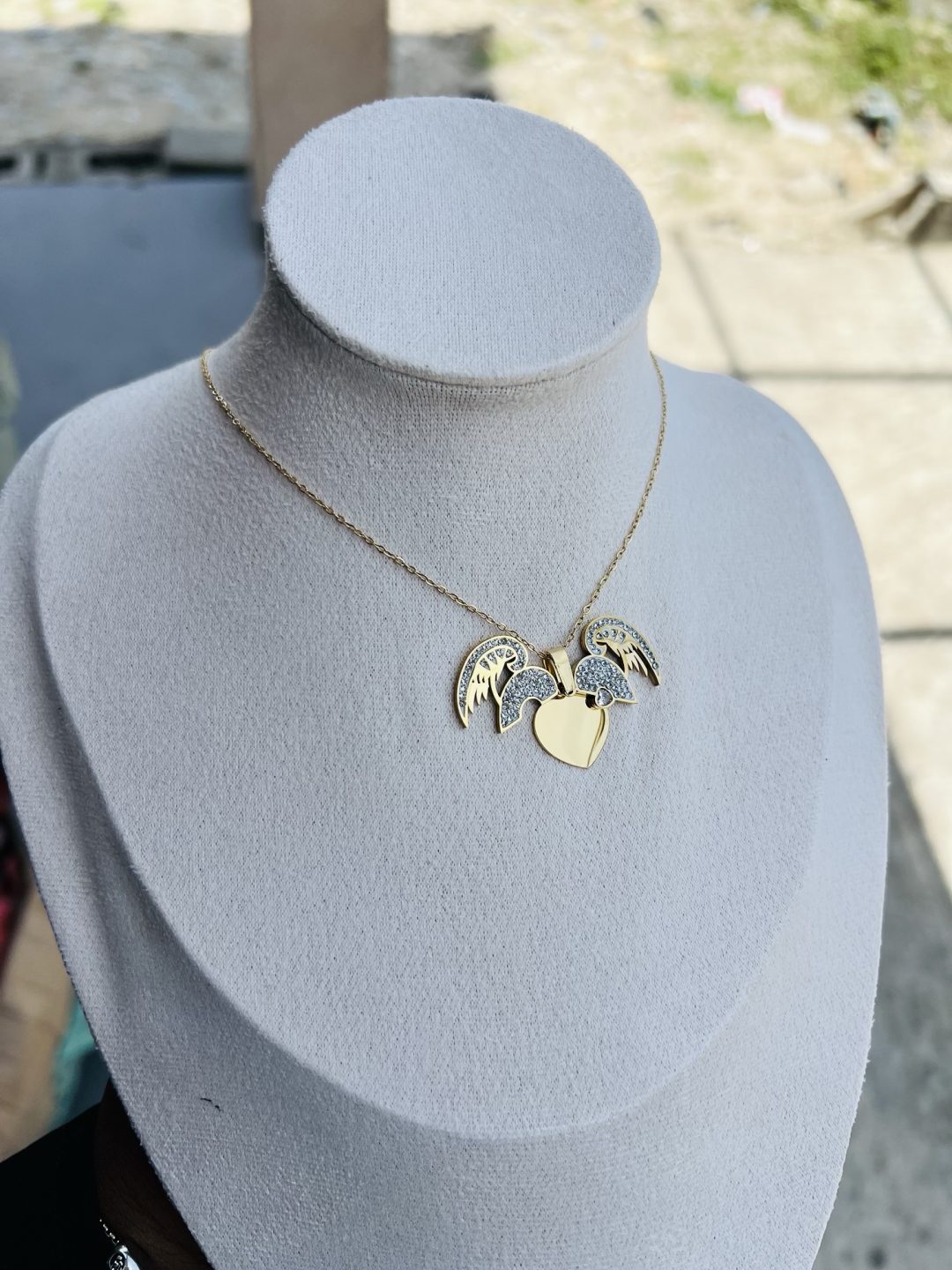 Double winged locket engraved necklace - Image 7
