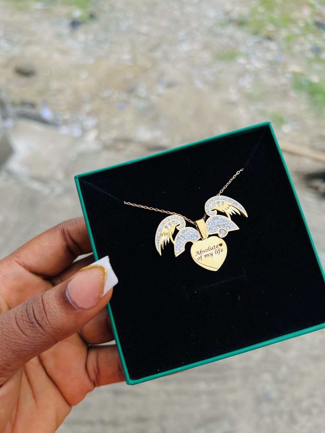 Double winged locket engraved necklace - Image 5