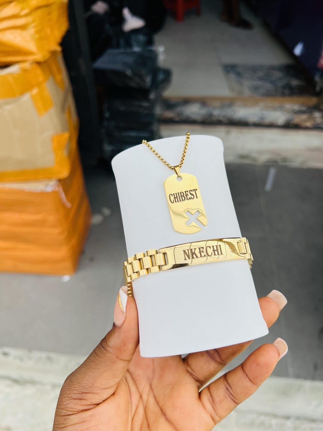 Criss cross engraved gold combo - Image 4