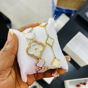 White Vca watch combo with plastic box