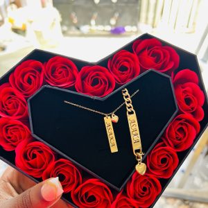 Engraved love set with exact love box