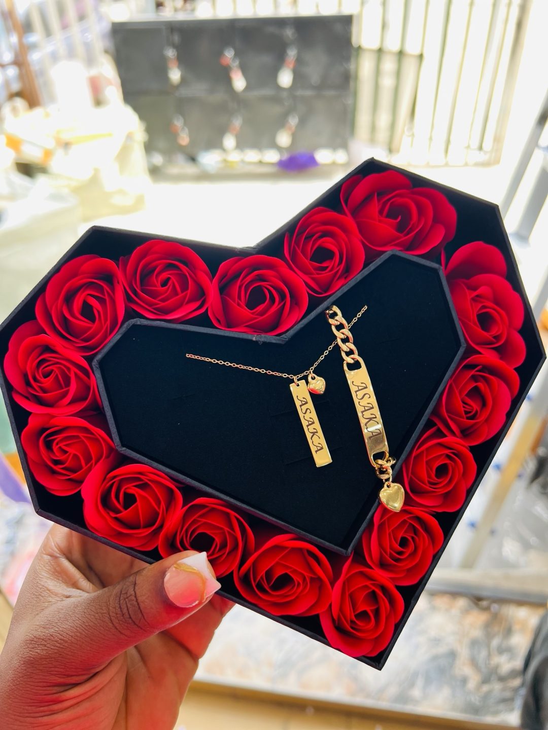 Engraved love set with exact love box