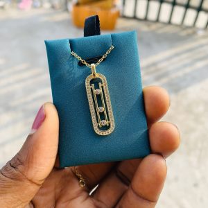 Dainty necklace 010