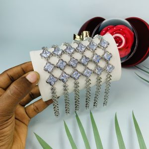 Half stone bracelet 040