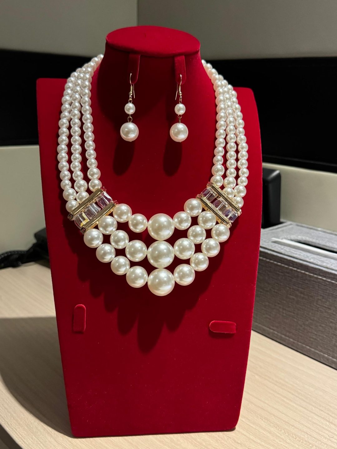 3 layered beaded pearl set (gold)