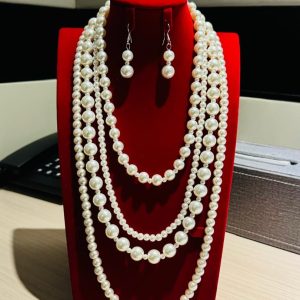Four layered beaded pearl set