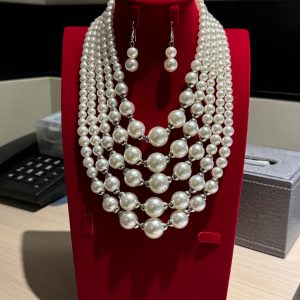 Five layered beaded pearl set