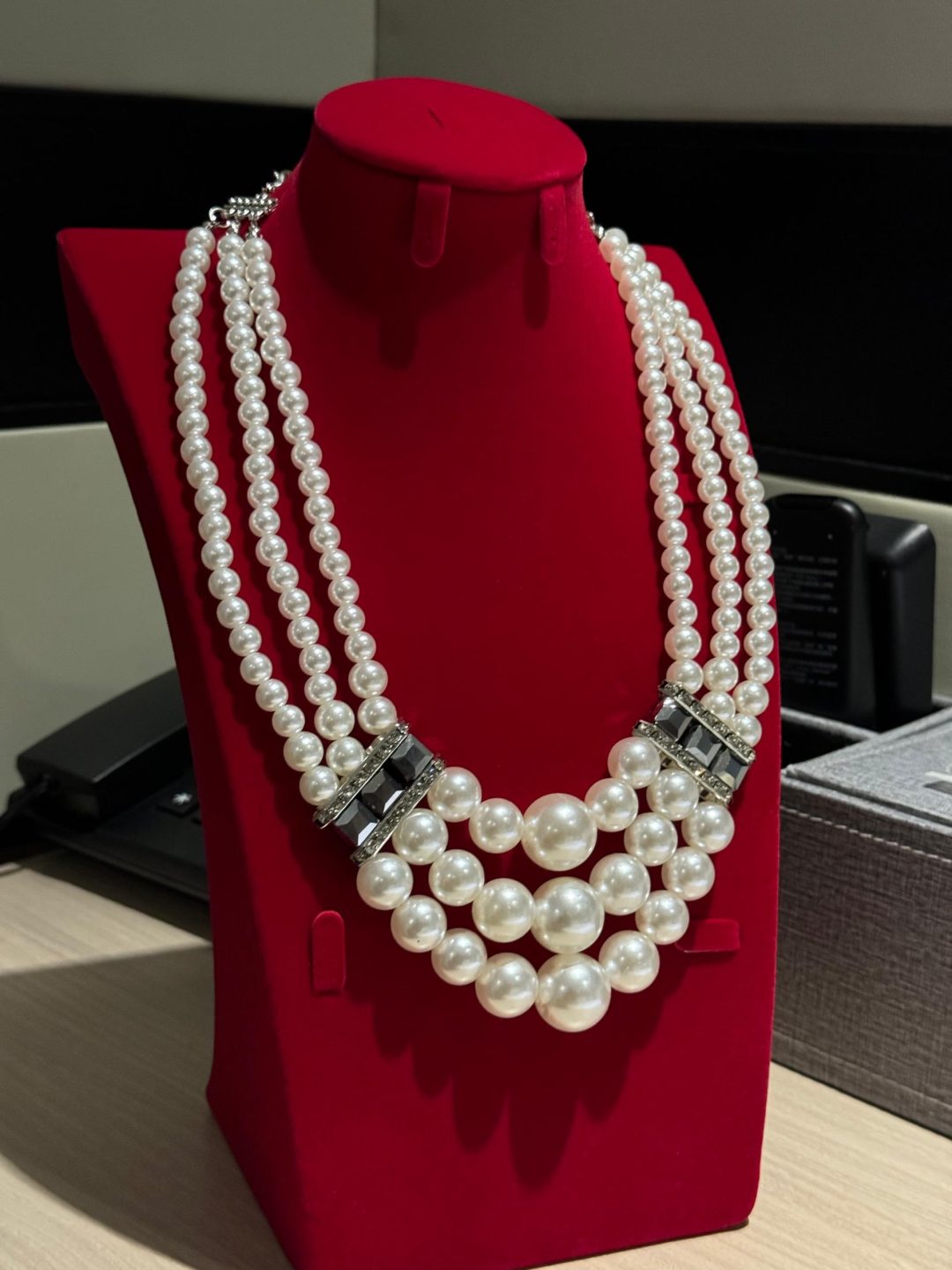 3 layered beaded pearl set (silver) - Image 2