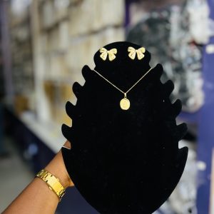 Black flat  5 layered display board