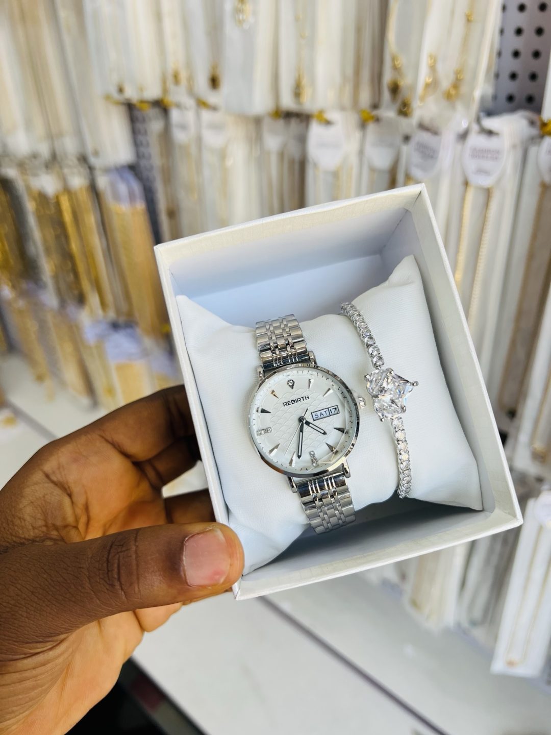 Circle Rebirth combo with pandora love bracelet. Comes boxed! - Image 2