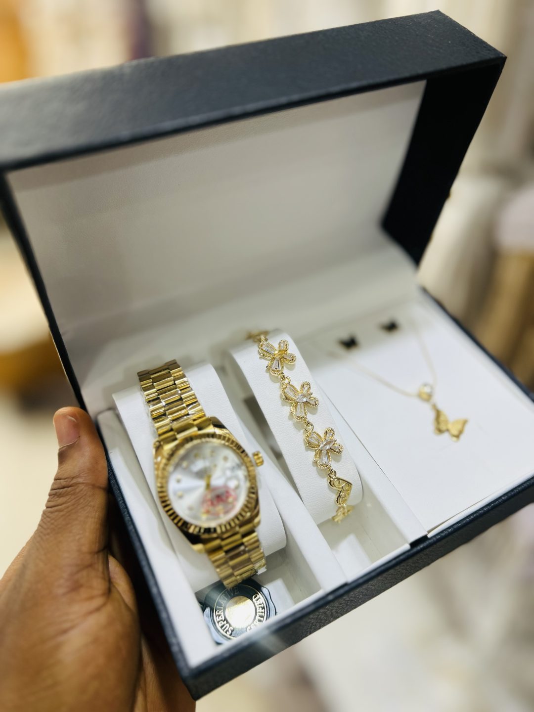 Buttery watch combo with box - Image 3