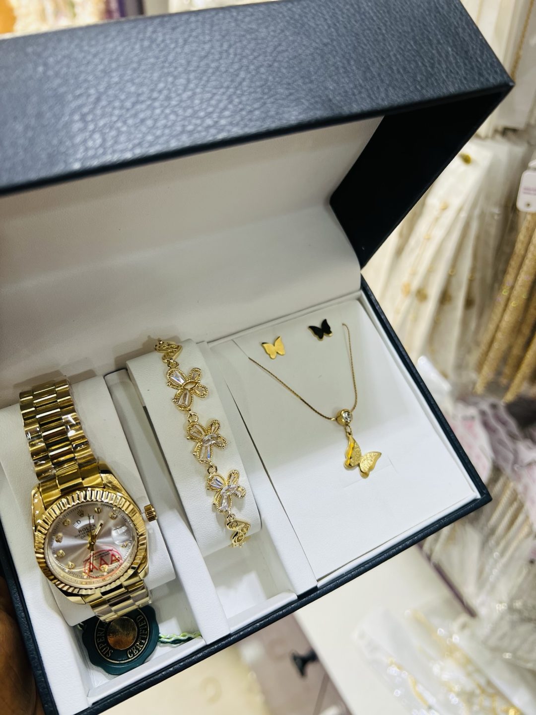 Buttery watch combo with box - Image 2