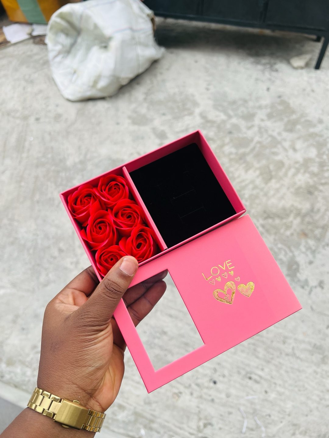 Pink half rose box - Image 2