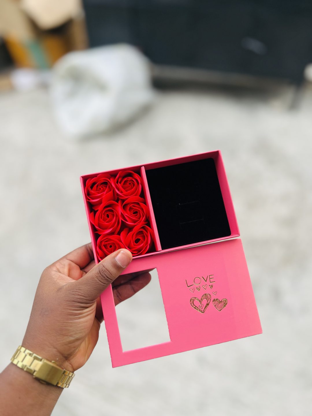 Pink half rose box - Image 3