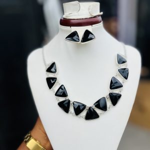 Black Triangle silver fashion set