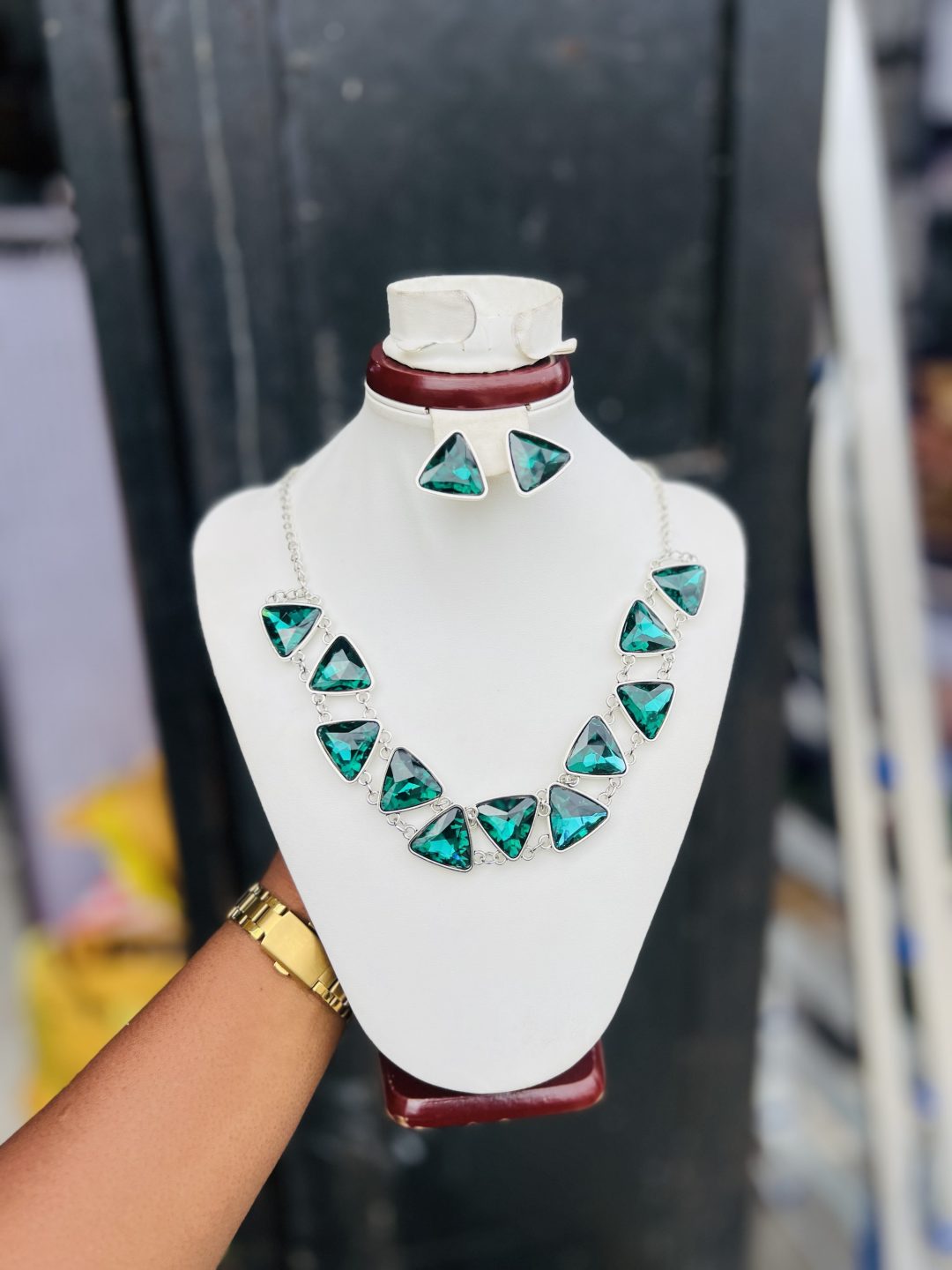 Green Triangle silver fashion set - Image 2