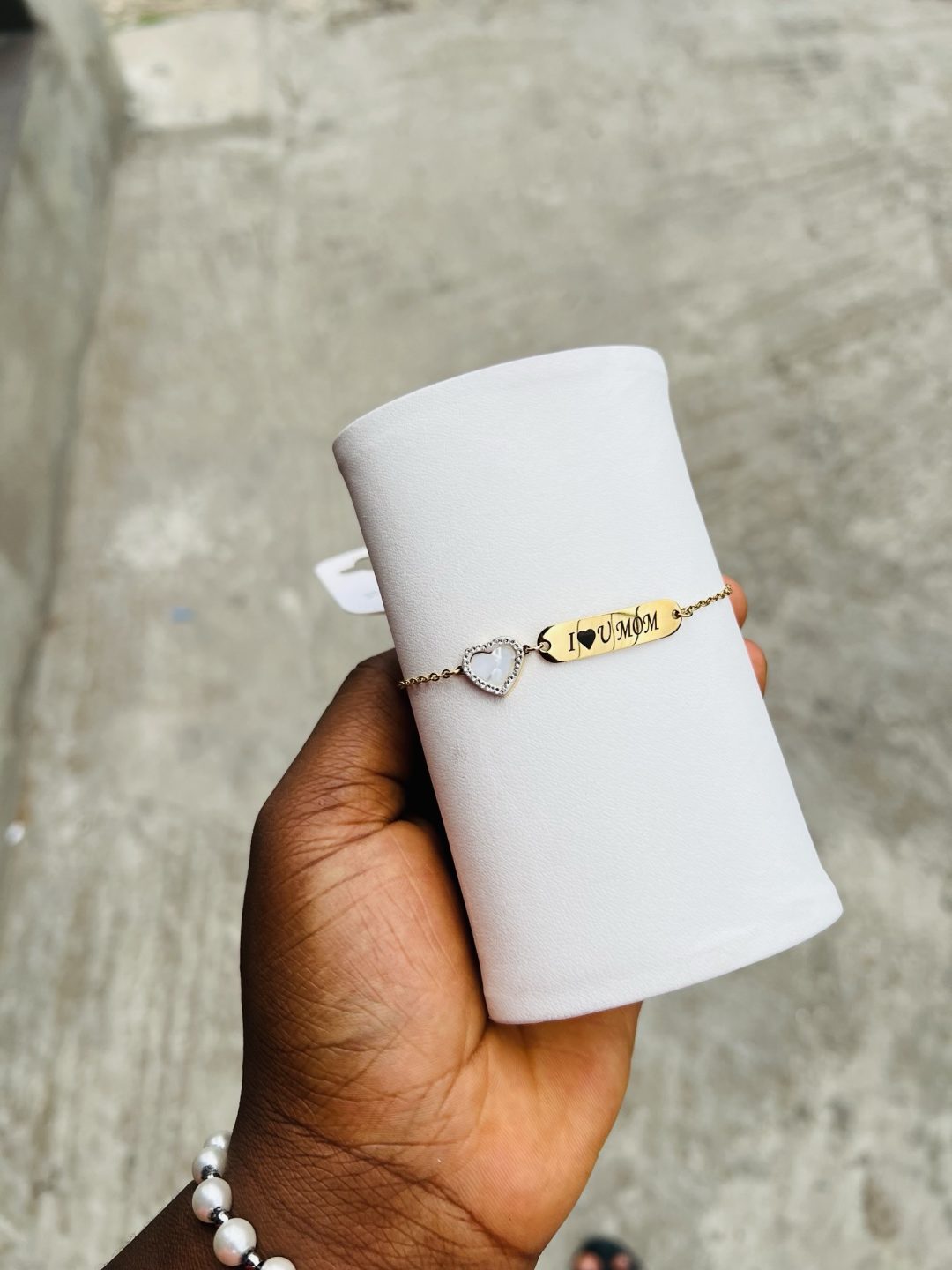 Engraved female love bracelet - Image 3