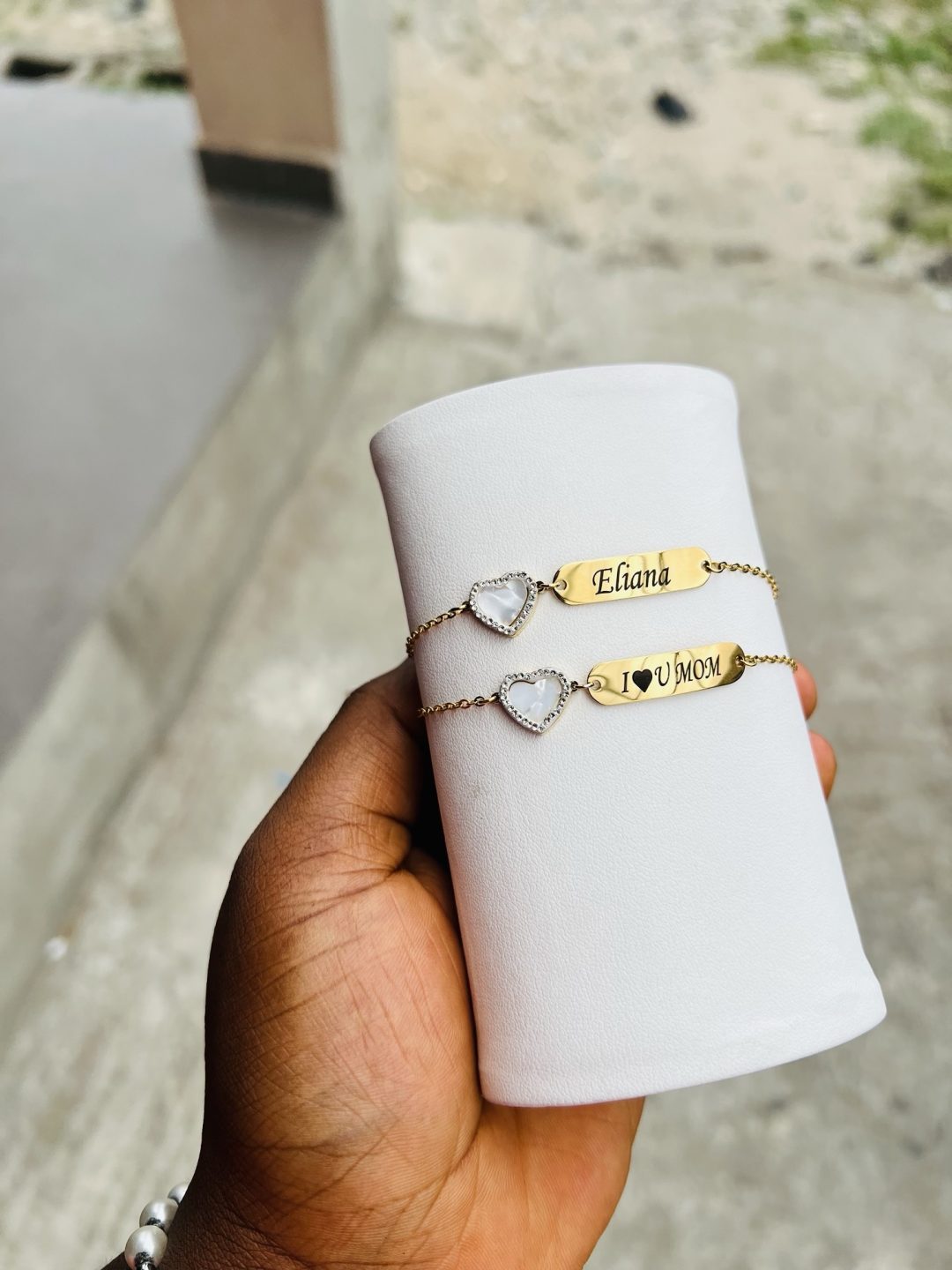 Engraved female love bracelet - Image 5