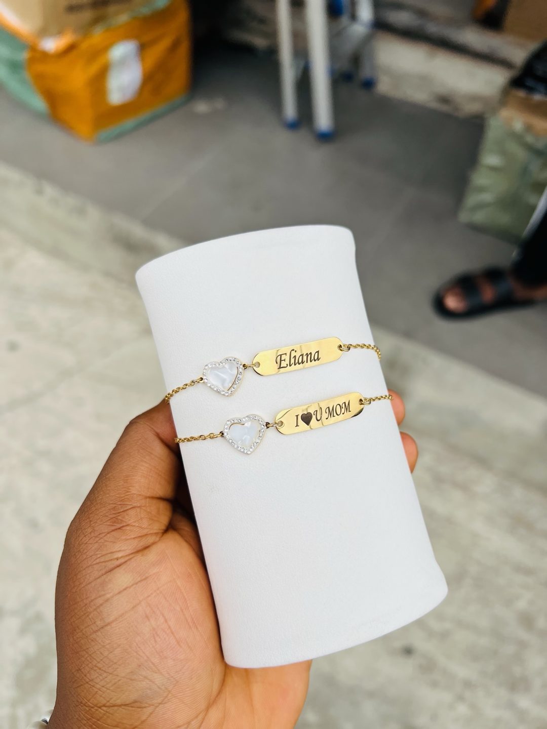 Engraved female love bracelet - Image 7