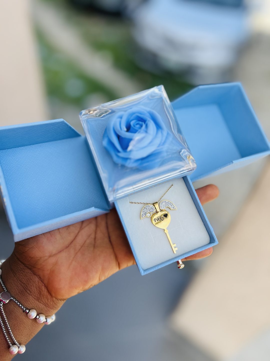Key engraved necklace with exact box!! - Image 4