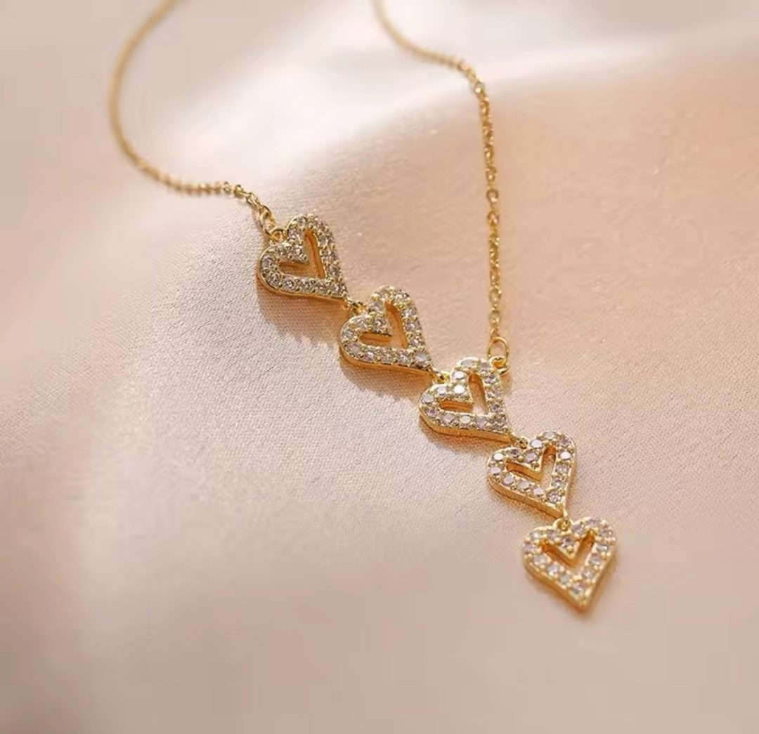 5 love dropping gold necklace - Image 3