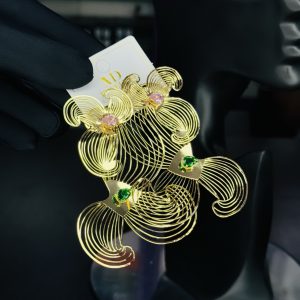 MD UNIQUE BOLD EARRINGS