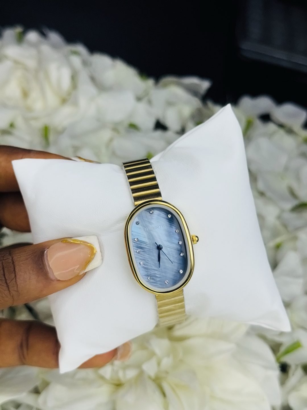 Rebirth oval gold blue face