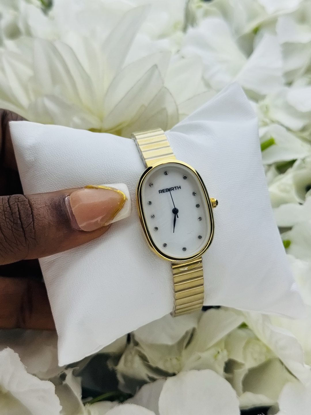 Rebirth oval gold white face