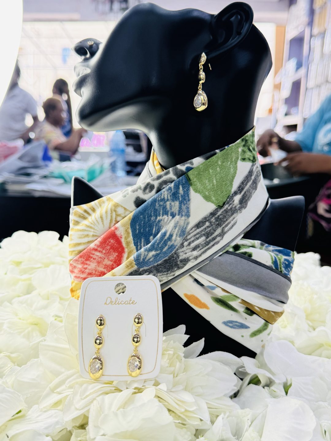 NHY STATEMENT EARRINGS 014
