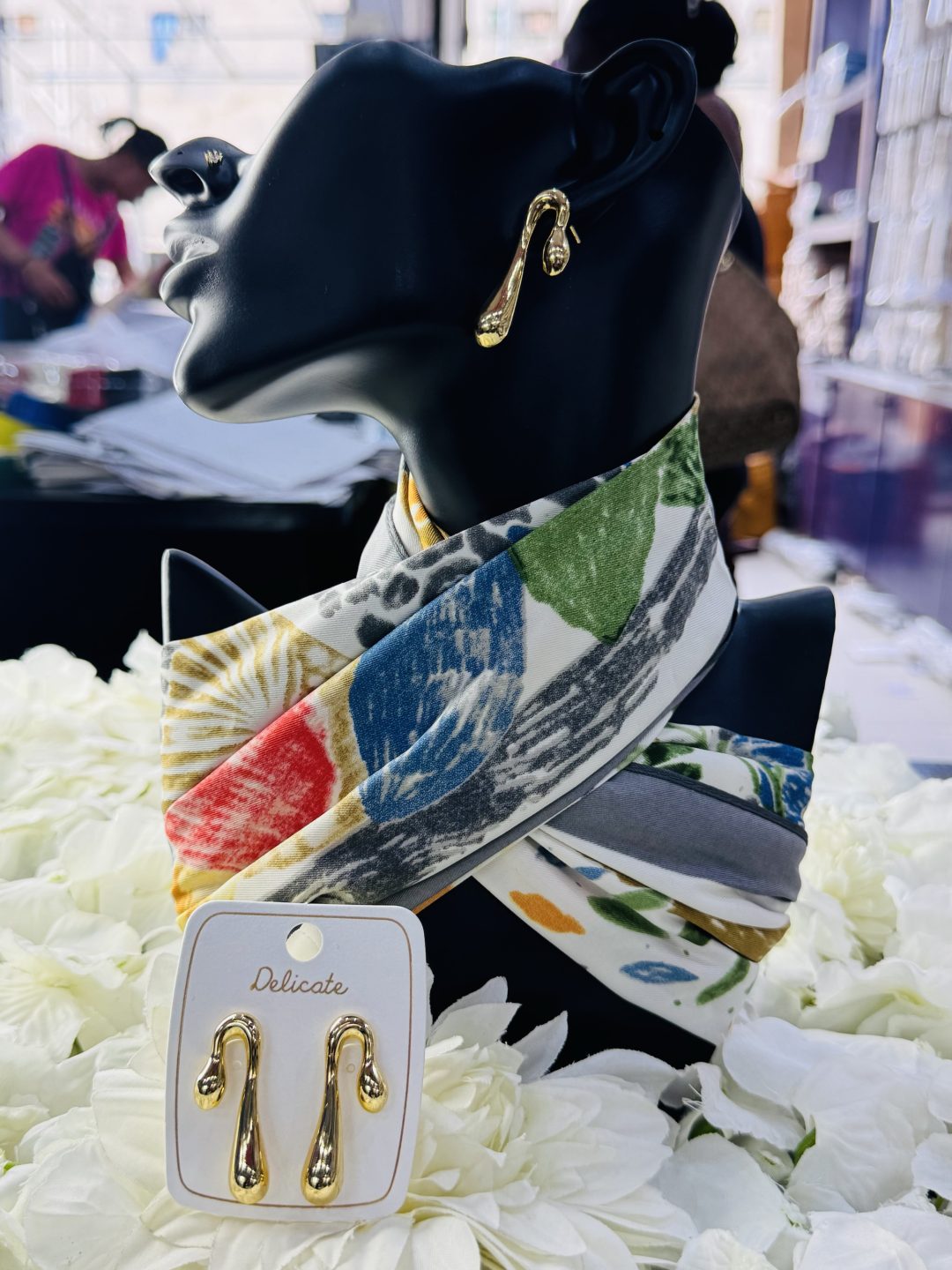 NHY STATEMENT EARRINGS 018