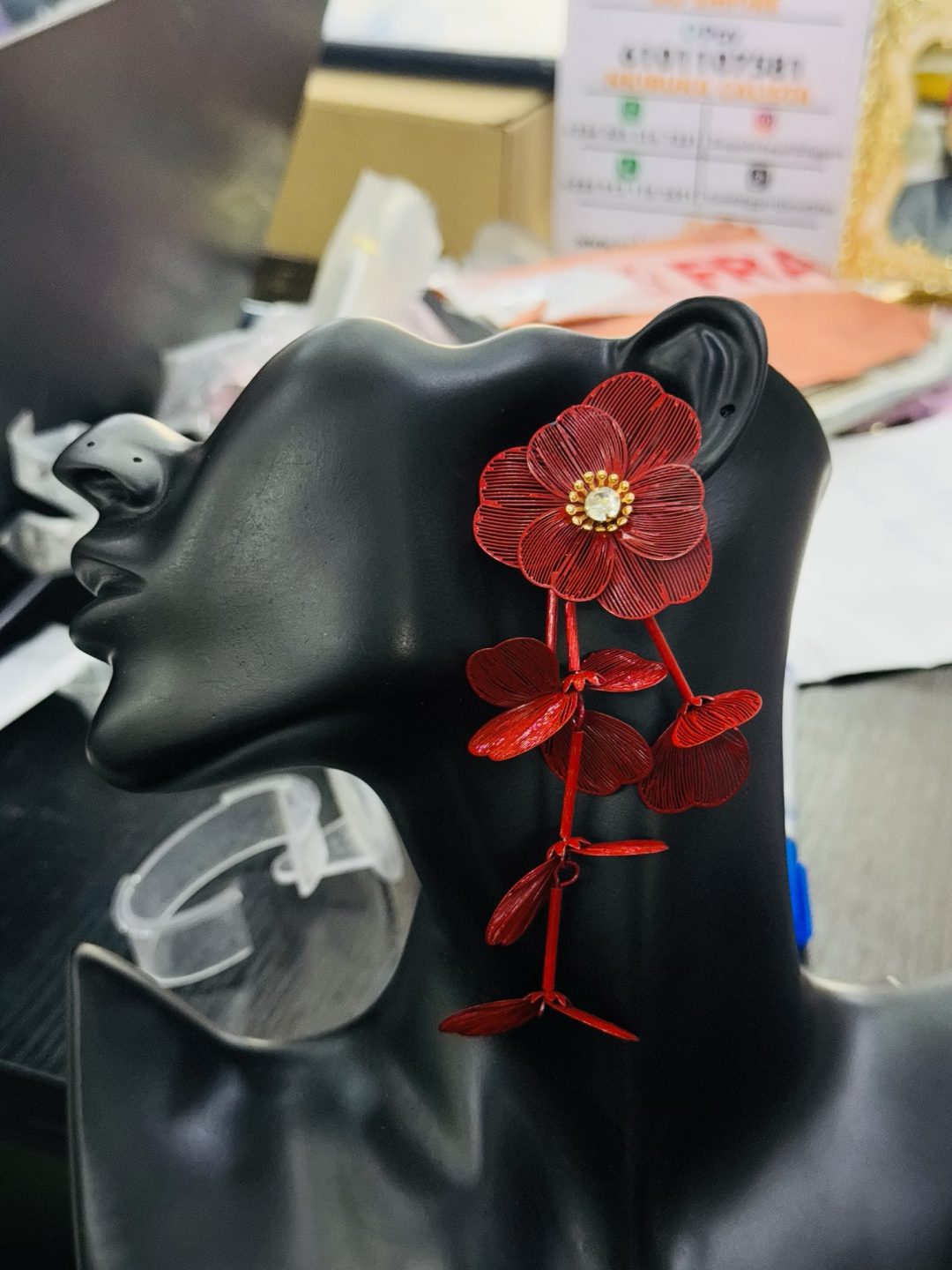 Red blossom floral earring - Image 2