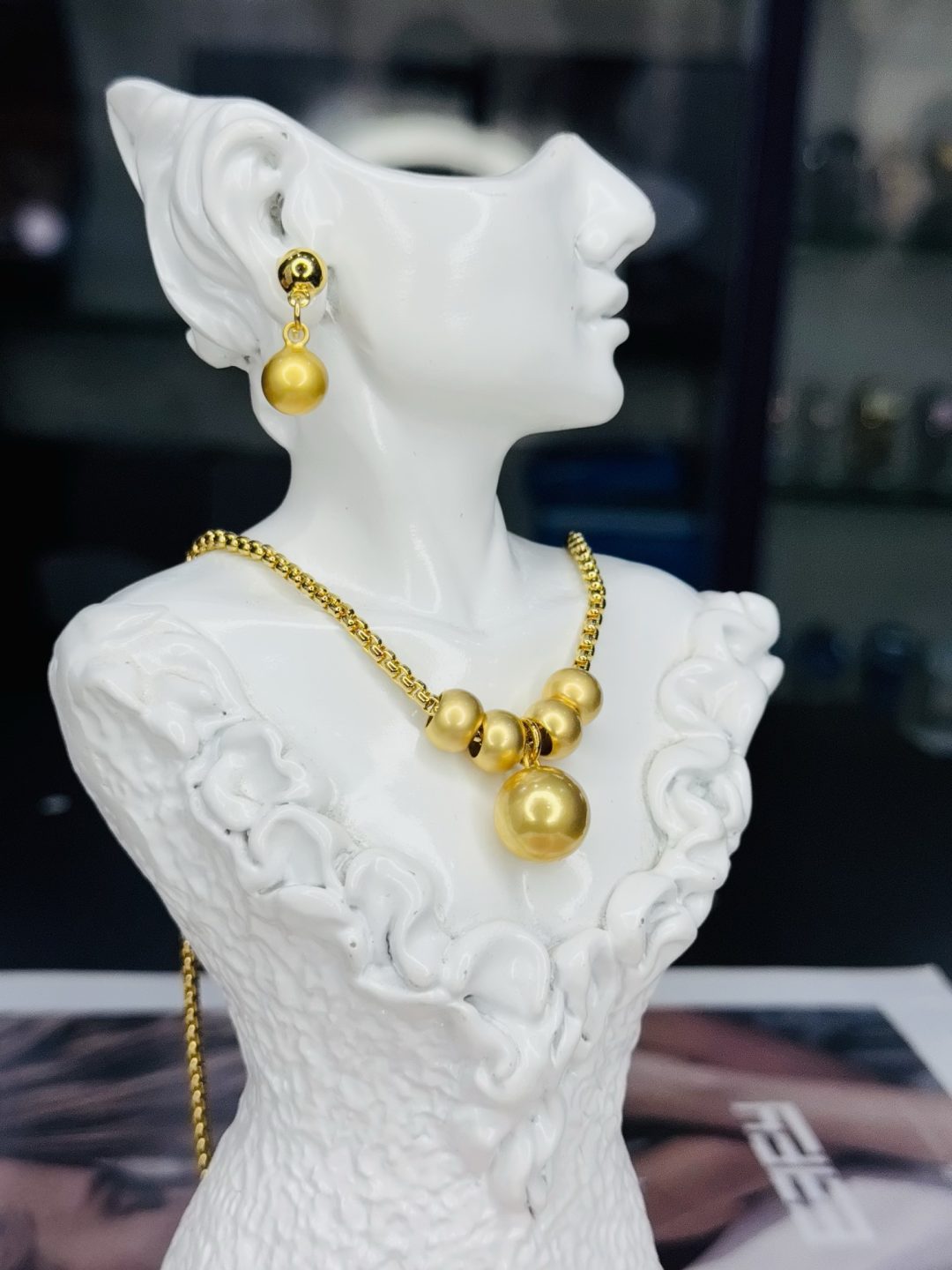 YM 5 ball gold set