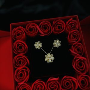 WE LADY 013 Gold Colour