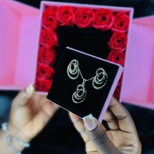 WE LADY 30 Gold Colour