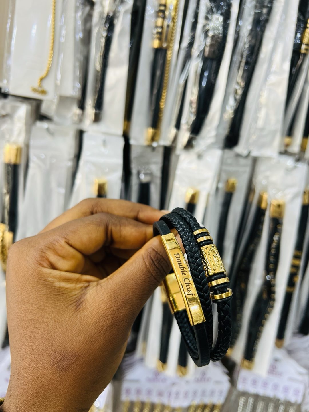 Engraved leather bracelet 001